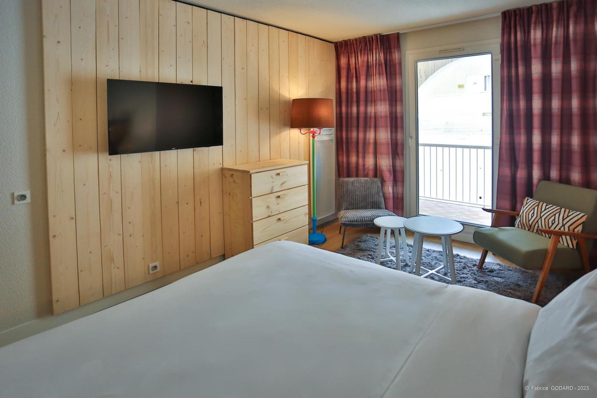 Hotel Le Refuge Des Sources Динь-ле-Бен Экстерьер фото